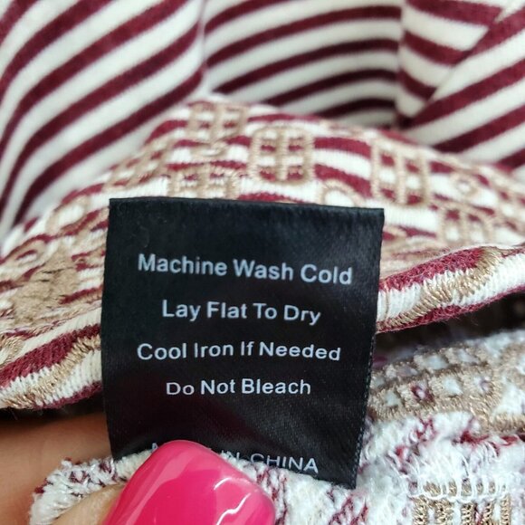 POL Womens Embroidered Lace Up Sleeve Scoop Neck Sweater Size M Burgundy & Cream - Picture 13 of 16